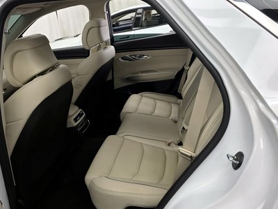 صورة مصغرة 16 لـ 2023 Genesis GV70
