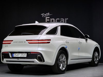 صورة 3 لـ 2023 Genesis GV70