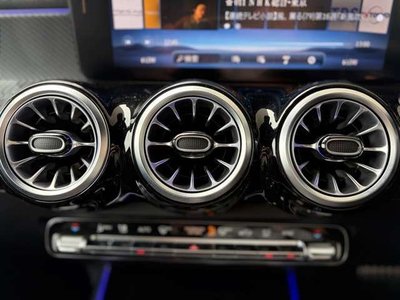 2024 Mercedes-BENZ GLB — миниатюра 20