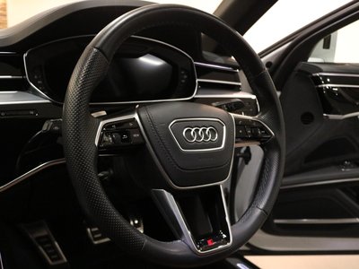 AUDI A8 - 4
