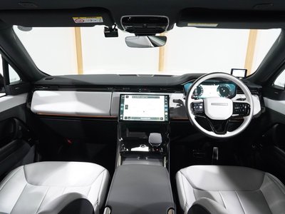 صورة 2 لـ 2024 LAND Rover RANGE ROVER SPORT