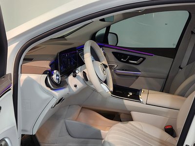 2023 Mercedes-BENZ EQE 照片 9