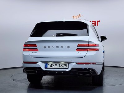 GENESIS GV80 - 3