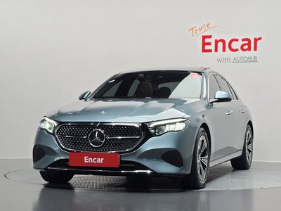 MERCEDES-BENZ E-CLASS - 2