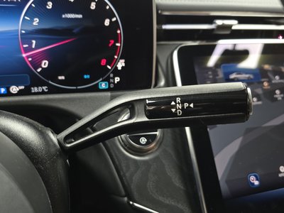 MERCEDES-BENZ E-CLASS - 9