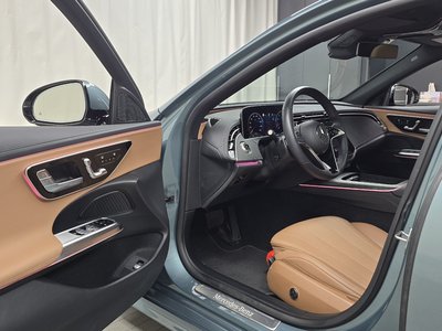 MERCEDES-BENZ E-CLASS - 10