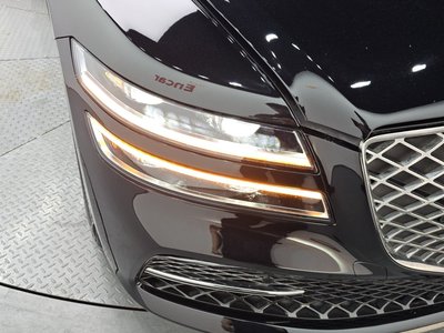 GENESIS G80 (RG3) - 9