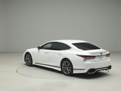 LEXUS LS - 4