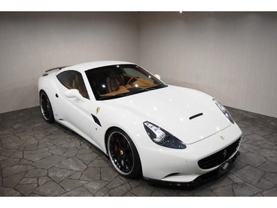 FERRARI CALIFORNIA - 5