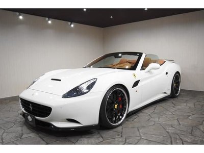 FERRARI CALIFORNIA - 10