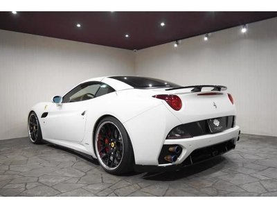 FERRARI CALIFORNIA - 3