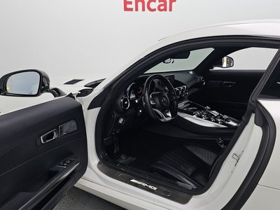 MERCEDES-BENZ GT AMG - 10