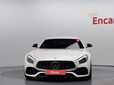 MERCEDES-BENZ GT AMG - 2