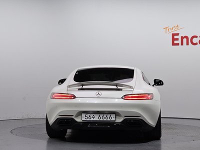 MERCEDES-BENZ GT AMG - 4
