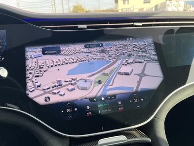 MERCEDES-BENZ EQE - 6