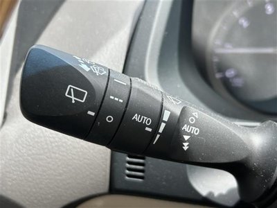 TOYOTA LAND CRUISER PRADO - 10