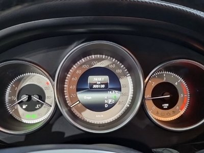 MERCEDES-BENZ CLS - 8