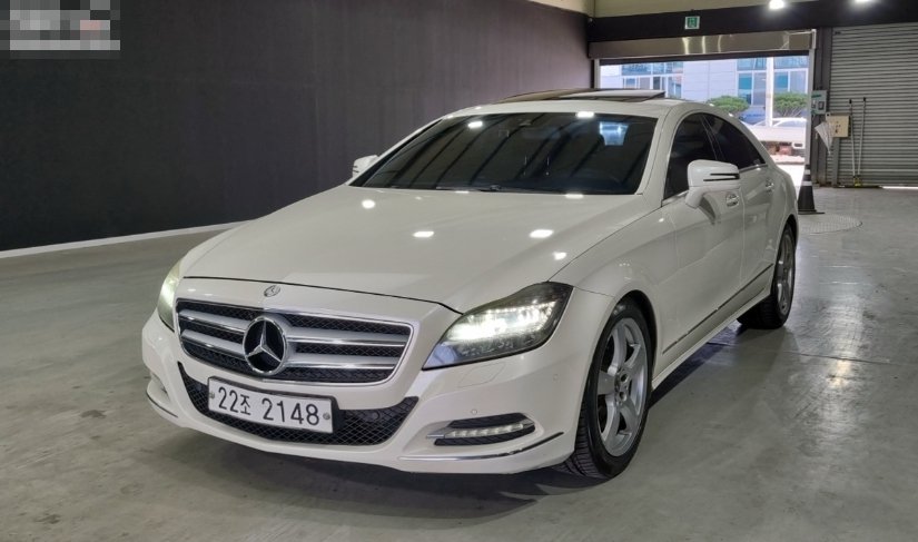 MERCEDES-BENZ CLS - View 1