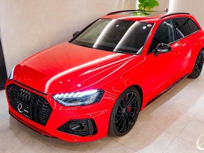 AUDI RS4 AVANT - 8