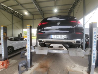 MERCEDES-BENZ GLE - 3