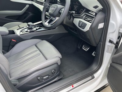 AUDI A4 - 10