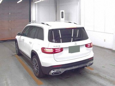 MERCEDES-BENZ GLB - 2