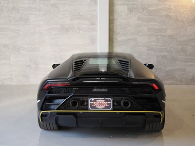 LAMBORGHINI HURACAN - 8