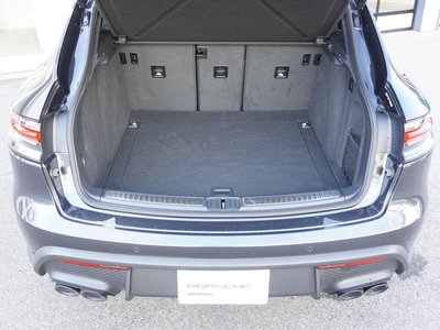 صورة مصغرة 45 لـ 2024 Porsche MACAN