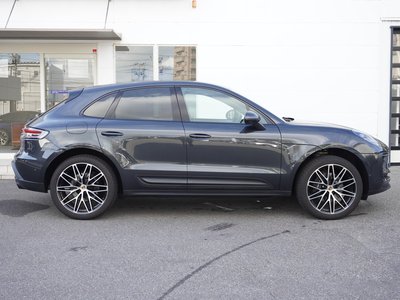 صورة 2 لـ 2024 Porsche MACAN