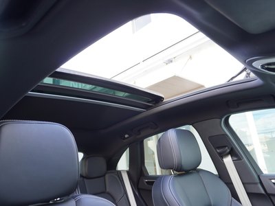 صورة مصغرة 40 لـ 2024 Porsche MACAN