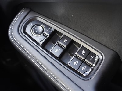 صورة مصغرة 35 لـ 2024 Porsche MACAN