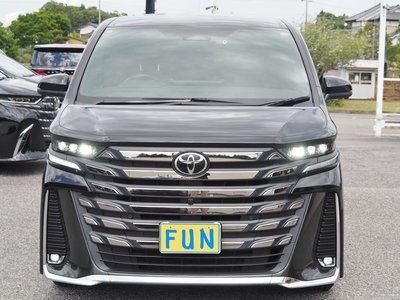 TOYOTA VELLFIRE - 2