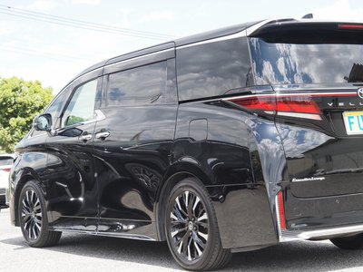 صورة مصغرة 13 لـ 2023 Toyota VELLFIRE