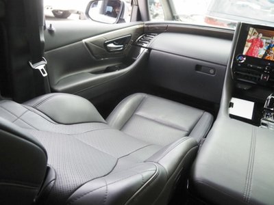 صورة مصغرة 69 لـ 2023 Toyota VELLFIRE