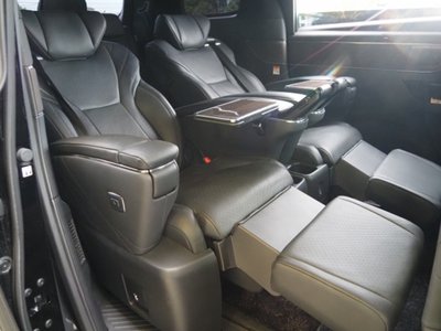 صورة مصغرة 28 لـ 2023 Toyota VELLFIRE