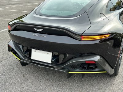 ASTON MARTIN VANTAGE - 3