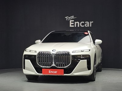 2022 BMW 7 SERIES 照片 2