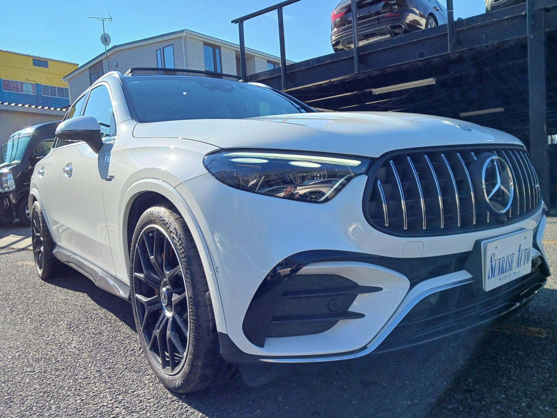 MERCEDES-BENZ GLC AMG - View 1
