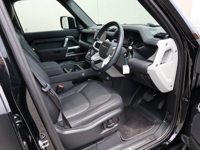 صورة مصغرة 82 لـ 2023 LAND Rover DEFENDER