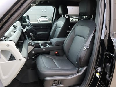 صورة مصغرة 117 لـ 2023 LAND Rover DEFENDER