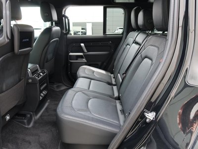 صورة مصغرة 112 لـ 2023 LAND Rover DEFENDER