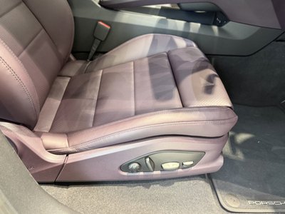 صورة مصغرة 16 لـ 2025 Porsche MACAN
