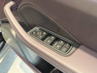 صورة مصغرة 14 لـ 2025 Porsche MACAN