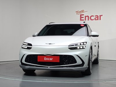 2022 Genesis GV60 photo 2