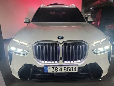 صورة 1 لـ 2024 BMW X7