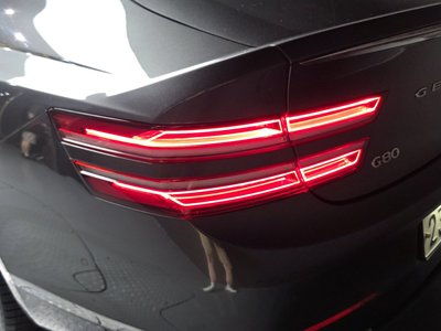 GENESIS G80 (RG3) - 10
