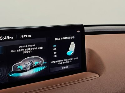 2021 Genesis ELECTRIFIED G80 (RG3) — миниатюра 34