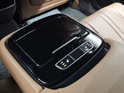 2021 Genesis ELECTRIFIED G80 (RG3) — миниатюра 23