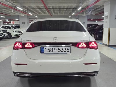 MERCEDES-BENZ E-CLASS - 3