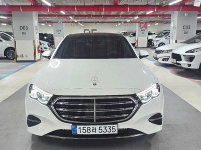 MERCEDES-BENZ E-CLASS - 2